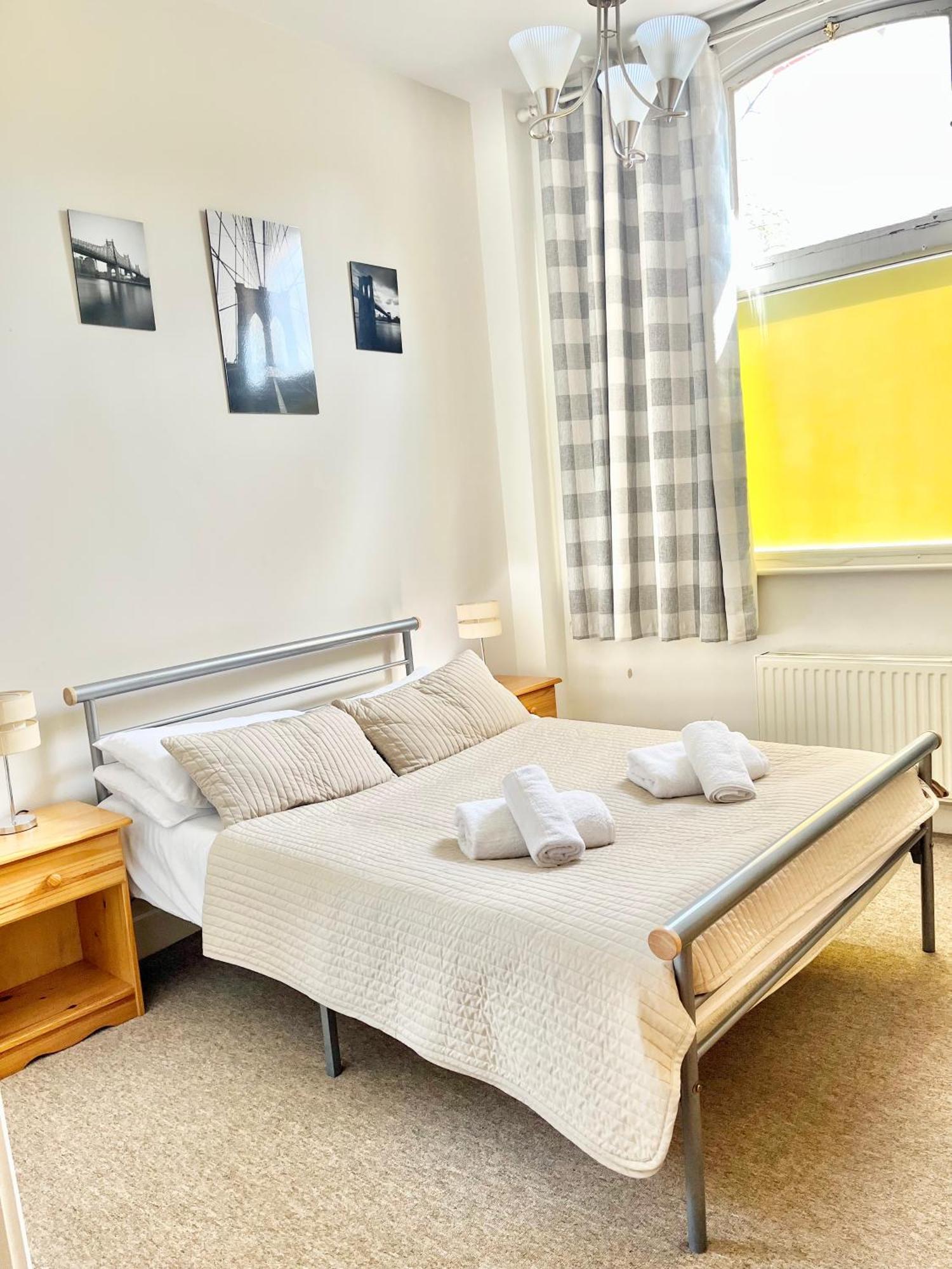 Ambrose Apartments كيلتنهام المظهر الخارجي الصورة